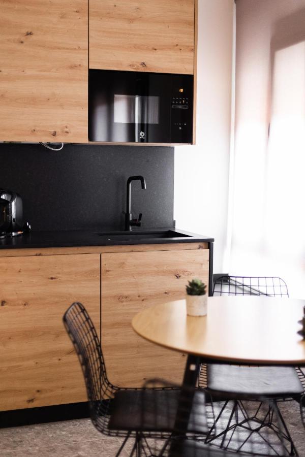 Apartamentos Mk77 Leon - Lahoz Ngoại thất bức ảnh